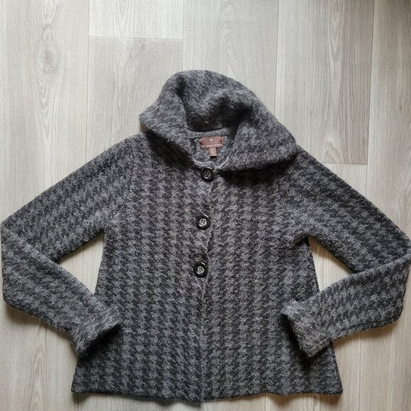 Fenn Wrght Manson Houndstooth Gray Wool Button-Up Sweater Coat - Picture 2 of 7